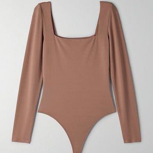 Aritzia Contour Bodysuit in Deep Taupe